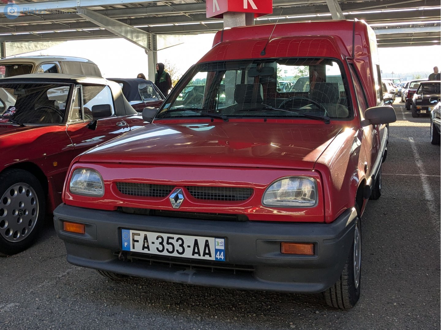 FA-353-AA, Renault Express 1st gen (F40/K40), 1985–2000 (–2002 for LATAM-market)