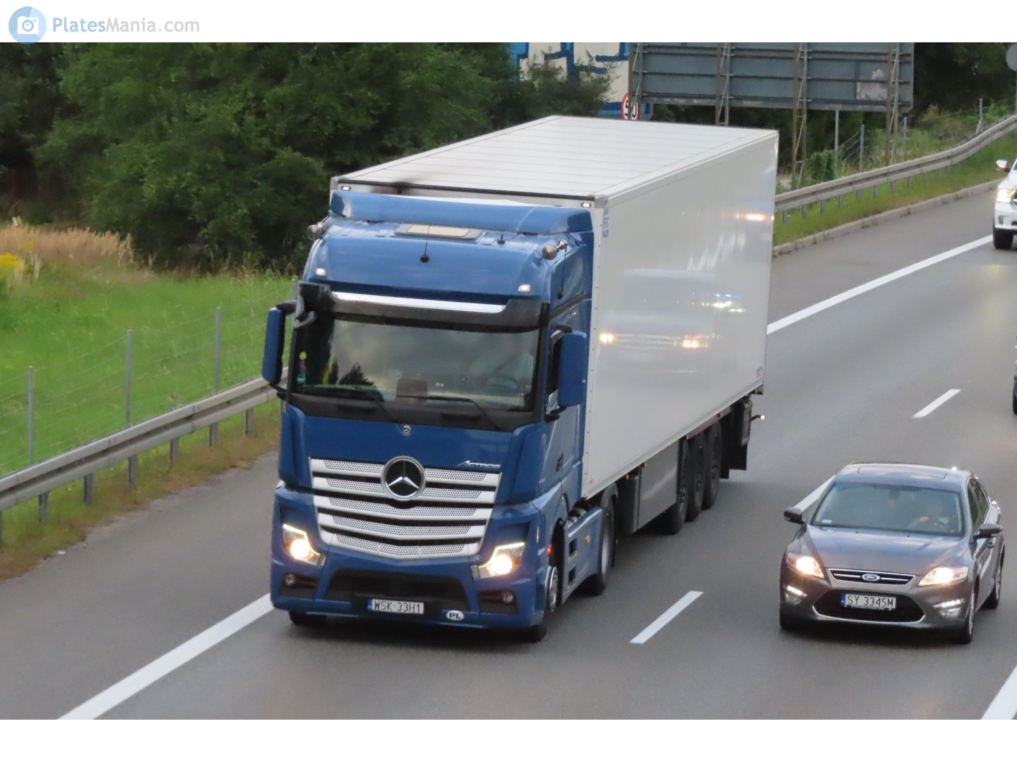 WSK 33H1, Mercedes-Benz Actros 3rd gen (MP4/MP5), 2011–