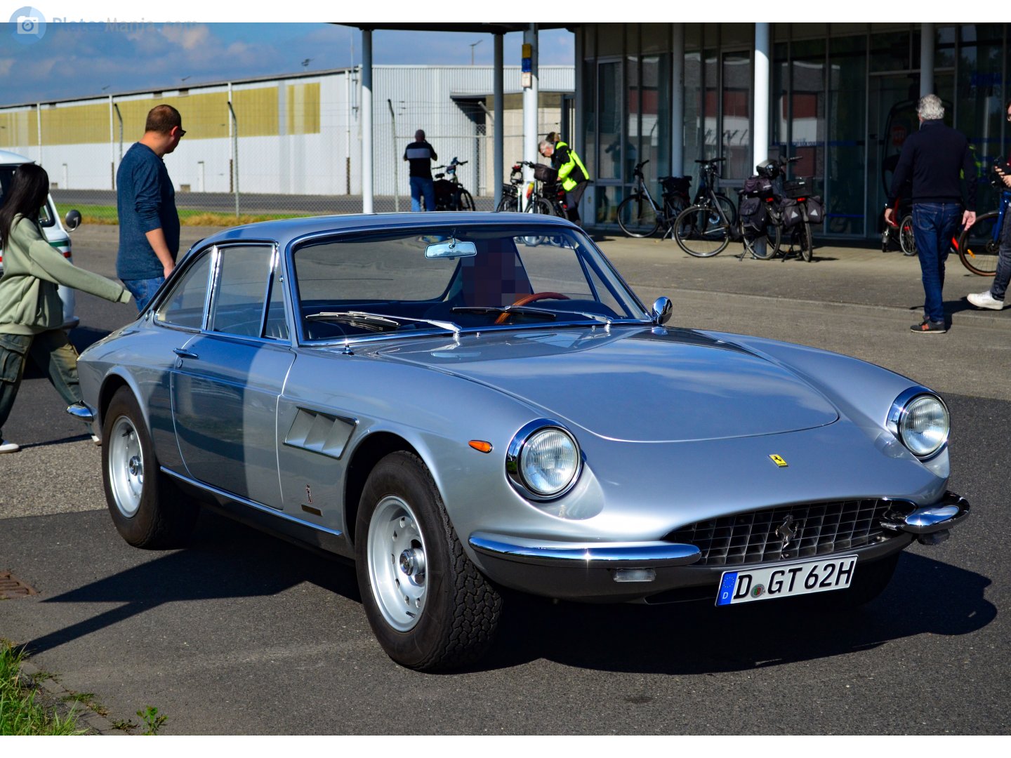 D GT 62, Ferrari 330 330 GTC (1966–1968)