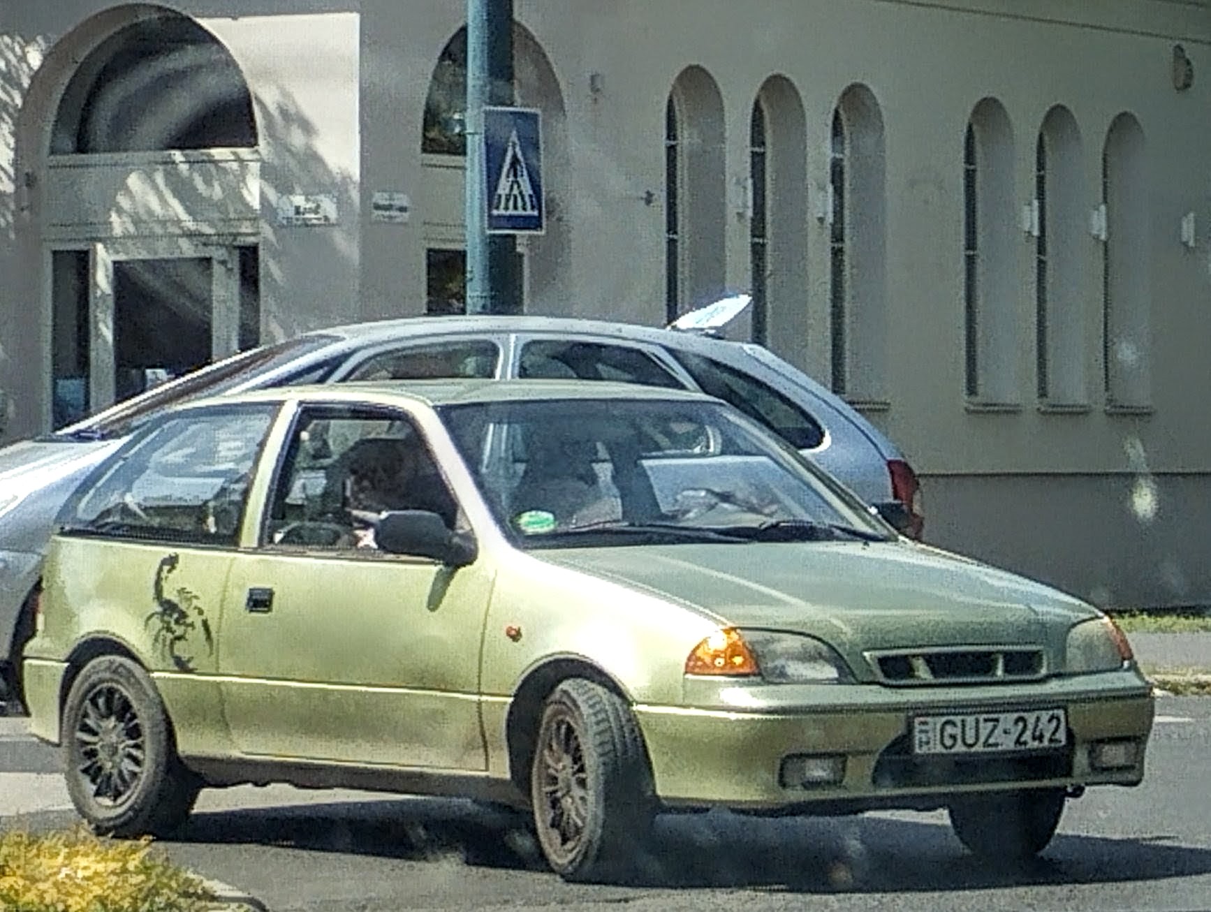 GUZ-242, Suzuki Swift 2nd gen 3-door Hatch (SF), facelift, 1996–2004
