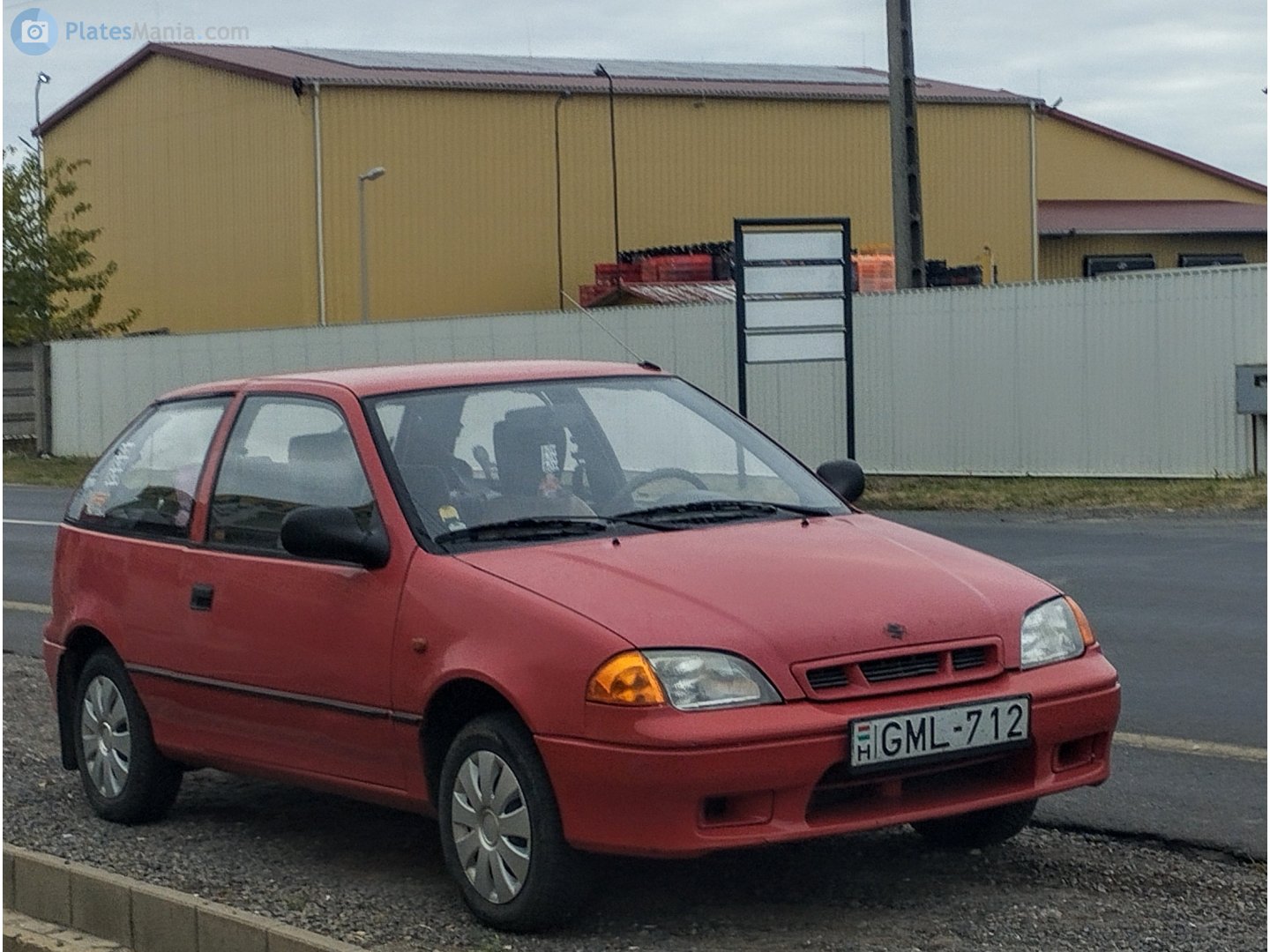 GML-712, Suzuki Swift 2nd gen 3-door Hatch (SF), facelift, 1996–2004