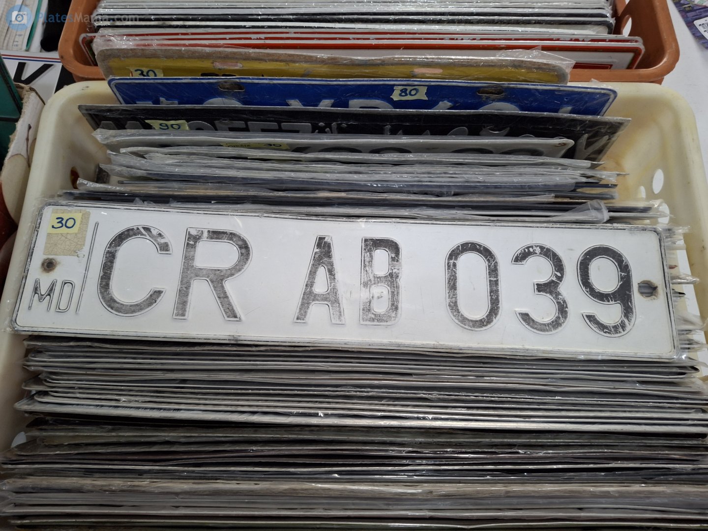 CR AB 039, License plate without vehicle 