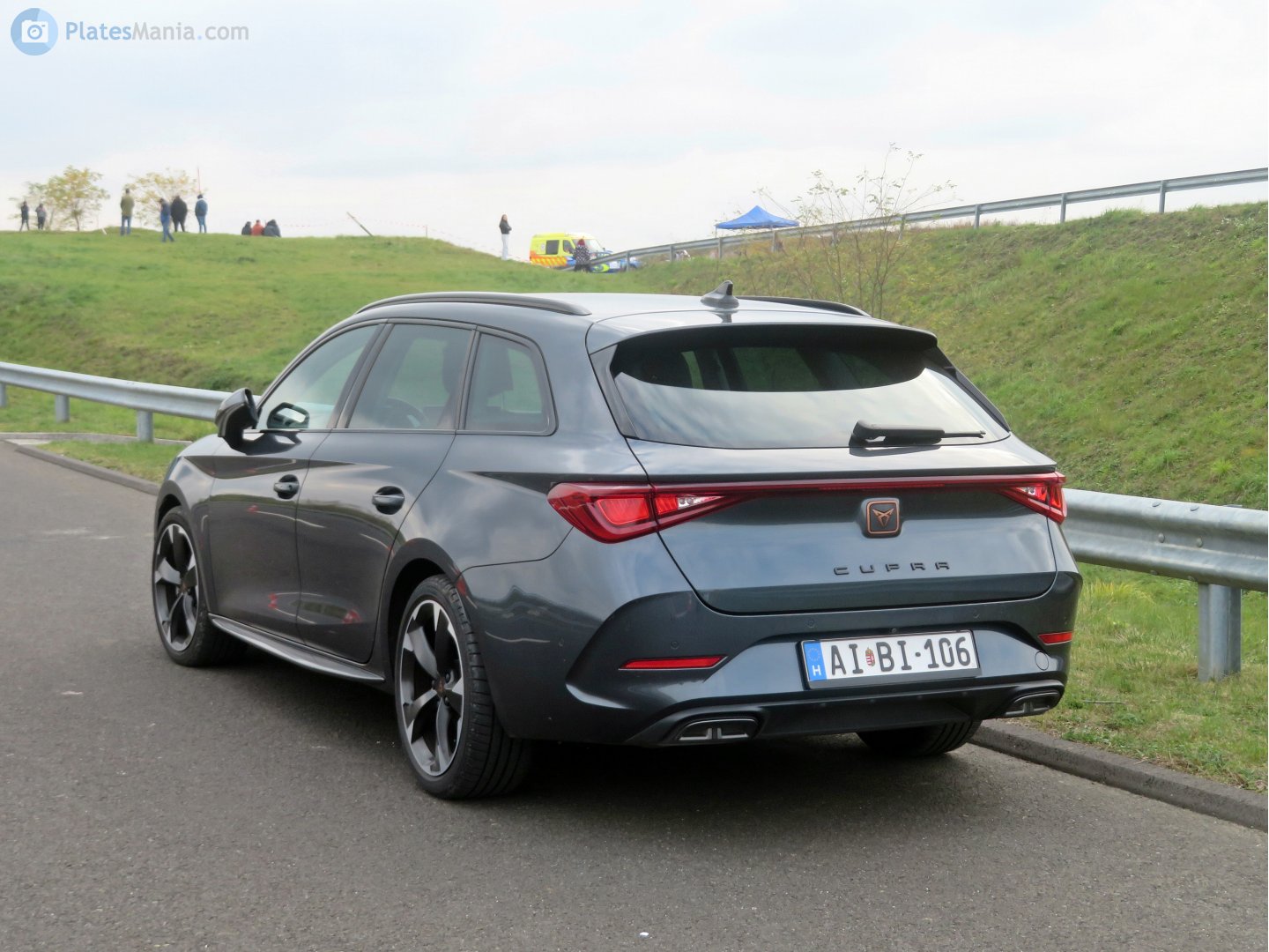 AI BI-106, Cupra León 1st gen SportsTourer (KL8), 2020–2024