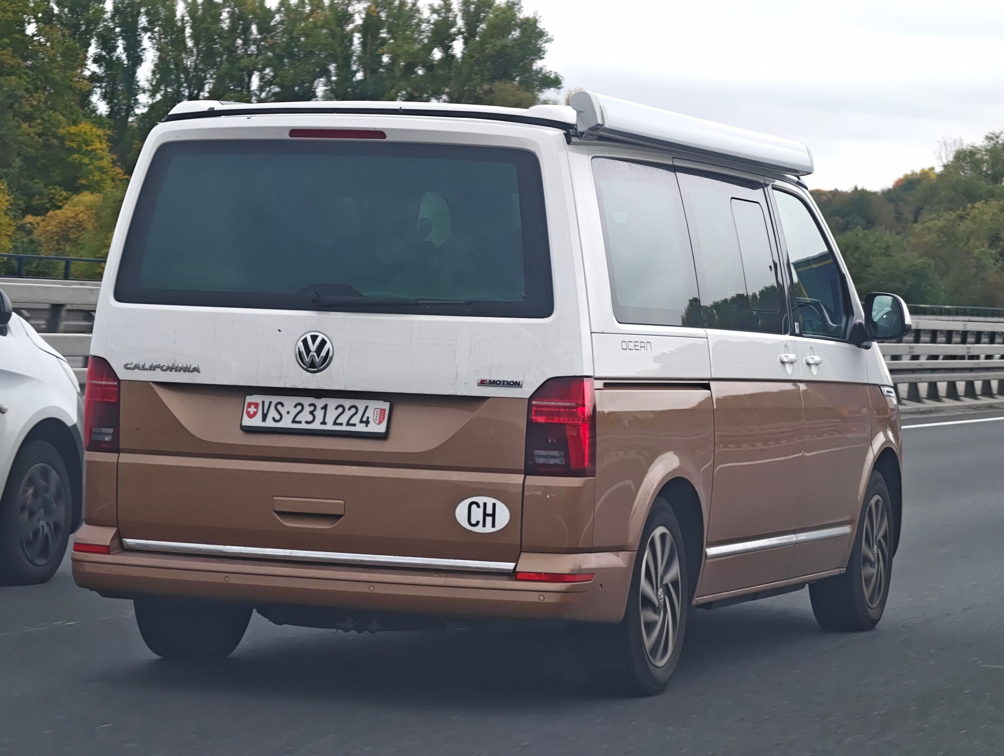 VS 231224, Volkswagen California T6, 2015–2019
