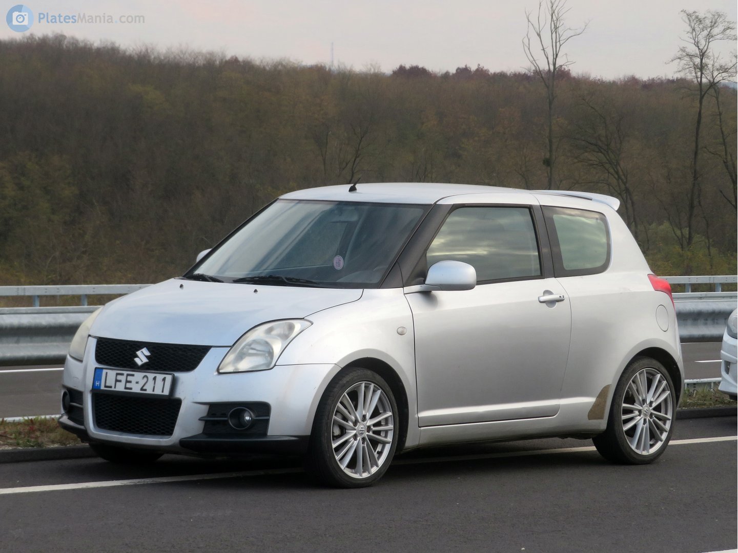 LFE-211, Suzuki Swift 5th gen Sport 3-door Hatch (RS), 2005–2011