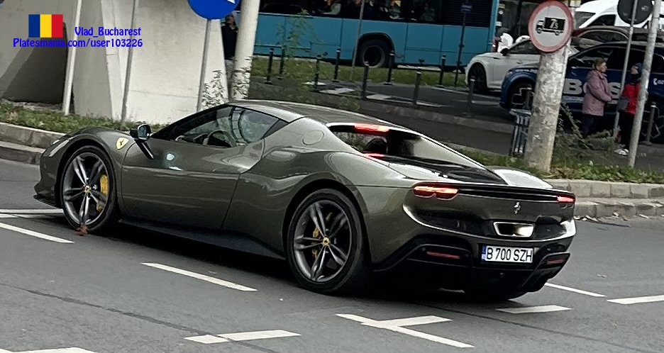 B 700 SZH, Ferrari 296 