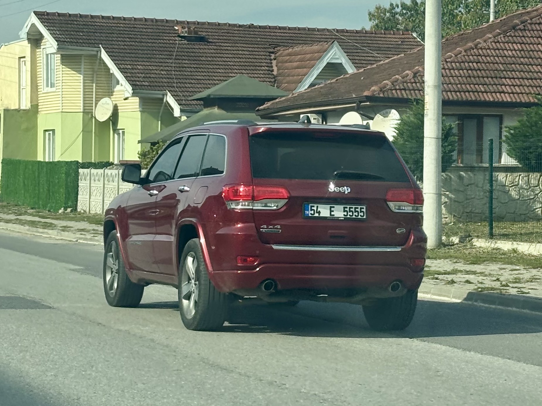 54 E 5555, Jeep Grand Cherokee 4th gen (WK2), facelift, 2013–2022