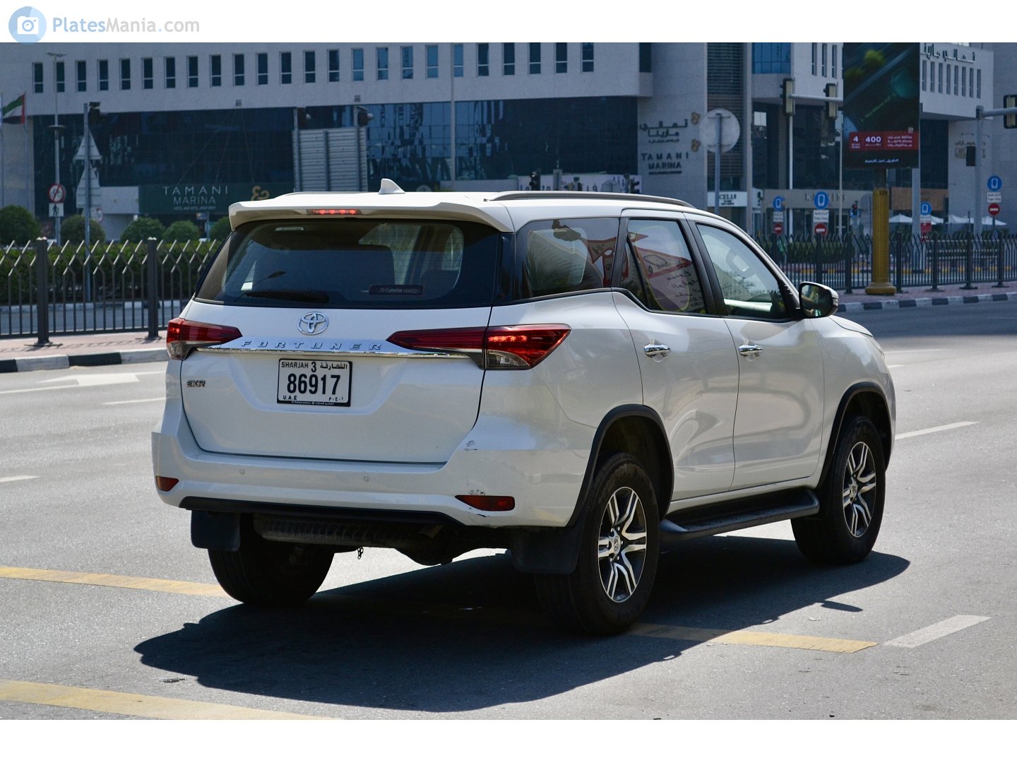 3 86917, Toyota Fortuner 