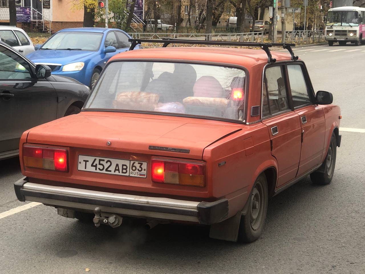 т 452 ав 63, Lada (VAZ) 2105 Жигули (Nova / Riva / 1300 / 1500), 1980–2010