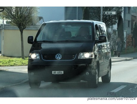 AR 4854, Volkswagen Multivan