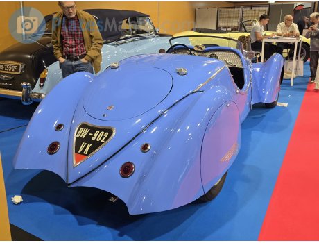 DW-902-VK, Peugeot 402