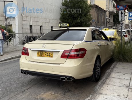 TAB-7442, Mercedes-Benz E-Klasse