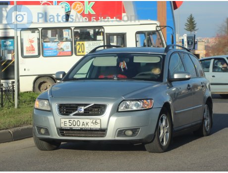 е500ак46, Volvo V50