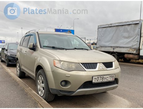 т078ус198, Mitsubishi Outlander