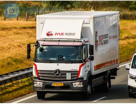 67-BXG-8, Mercedes-Benz Atego