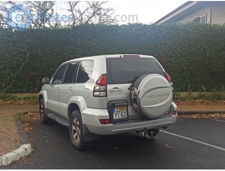 3285 YT 63, Toyota Land Cruiser Prado