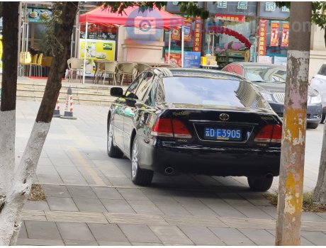 云D·E3905, Toyota Crown