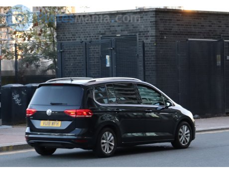 VU18 WFH, Volkswagen Touran