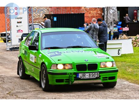 JR-8909, BMW 3 Series