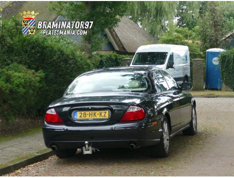 28-HK-KZ, Jaguar S-Type