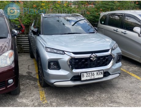 B 2236 KRN, Suzuki Grand Vitara