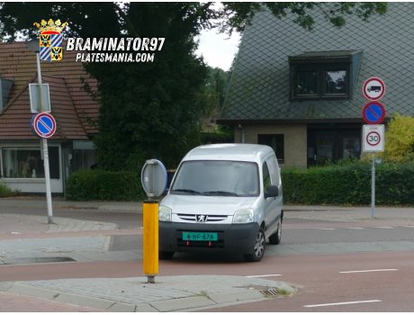 4-HF-674, Peugeot Partner