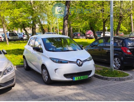 TAA-660, Renault Zoe