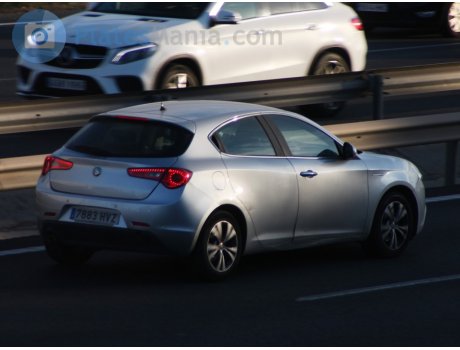 7883 HVZ, Alfa Romeo Giulietta