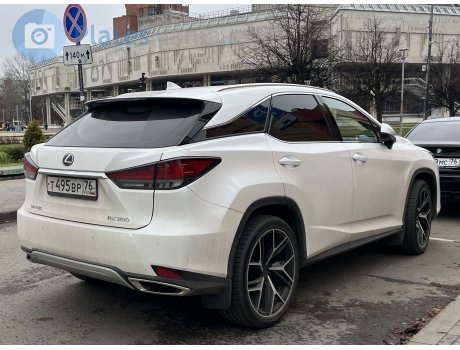 т495вр76, Lexus RX