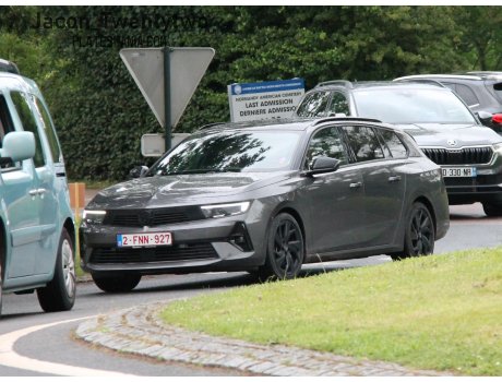 2-FNN-927, Opel Astra