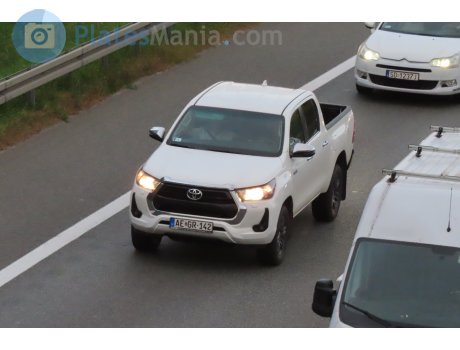 AE GR-142, Toyota Hilux