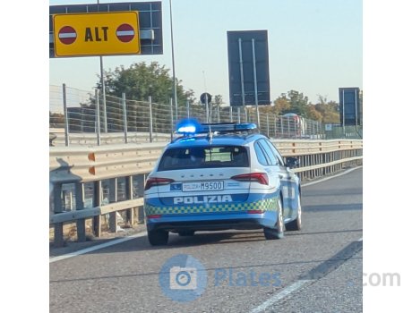 M9500, Skoda Octavia