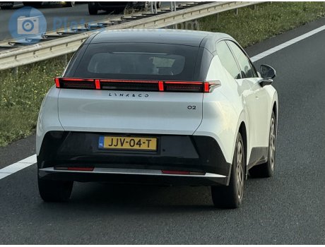 JJV-04-T, Lynk & Co 02