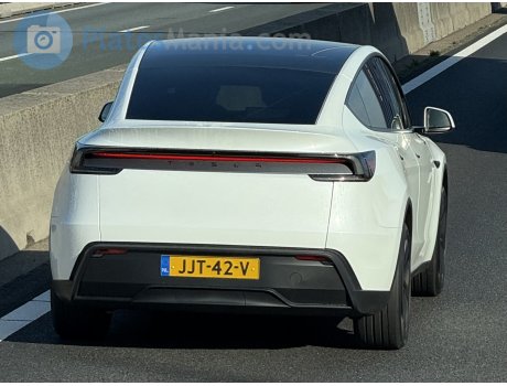 JJT-42-V, Tesla Model Y