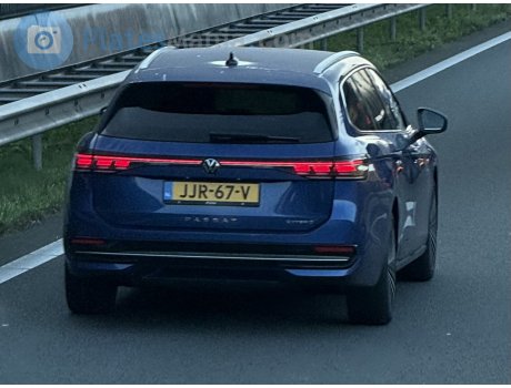 JJR-67-V, Volkswagen Passat