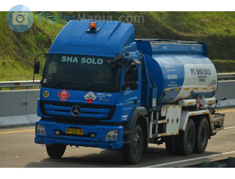 AD 8211 OA, Mercedes-Benz Axor