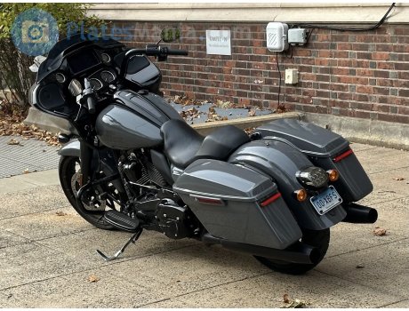 00-XBFS, Harley-Davidson FL