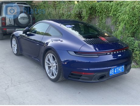 粤B·4TH07, Porsche 911