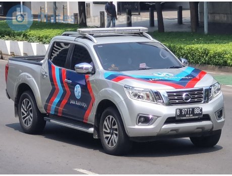 B 9717 BBC, Nissan Navara