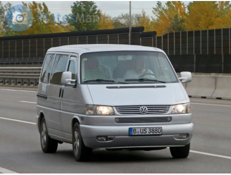 B US 3880, Volkswagen Multivan