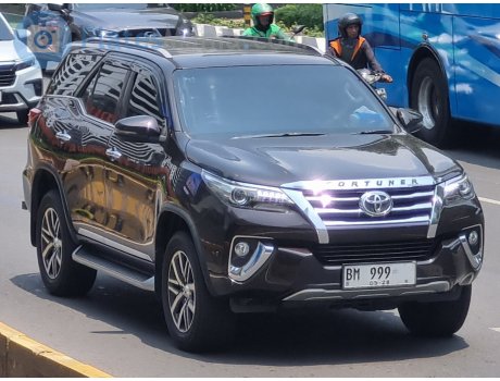 BM 999, Toyota Fortuner