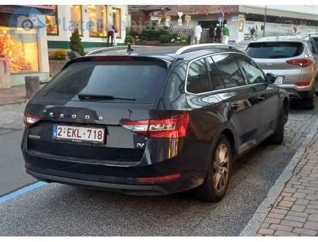 2-EKL-718, Skoda Superb