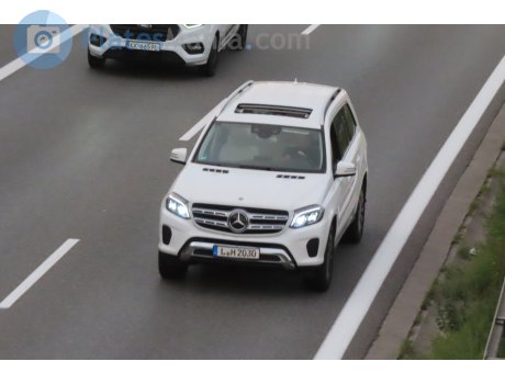 L H 2030, Mercedes-Benz GLS-Klasse