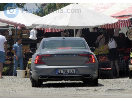 33 AOE 656, Volvo S90