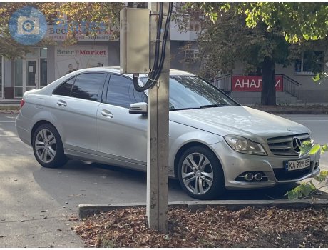 KA 9195 BB, Mercedes-Benz