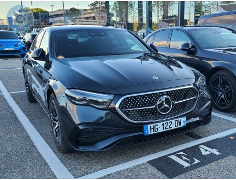 HG-122-DW, Mercedes-Benz E-Klasse