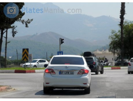 07 LFR 44, Toyota Corolla