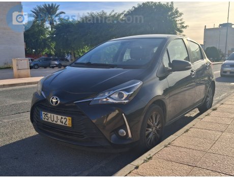 35-UJ-42, Toyota Yaris