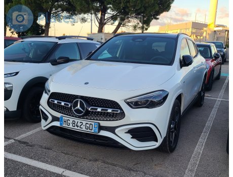 HG-842-GD, Mercedes-Benz GLA-Klasse