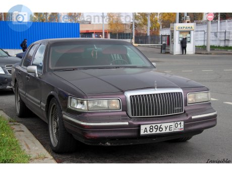 а896уе01, Lincoln Town Car